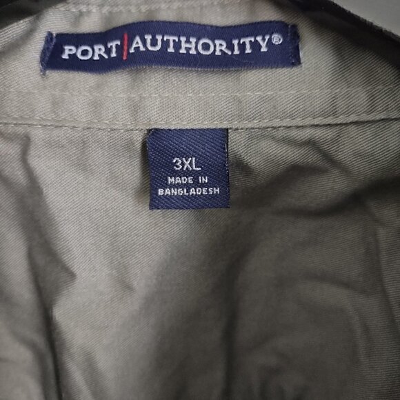 Port Authority Green Button Down Shirt. Size 3XL - Picture 4 of 5